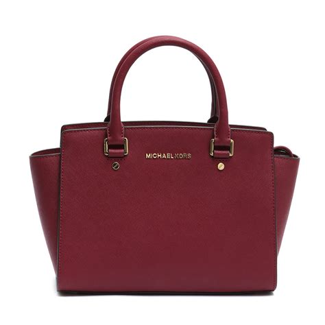 michael kors rouge bordeaux vs poupre|michael kors luxury brand.